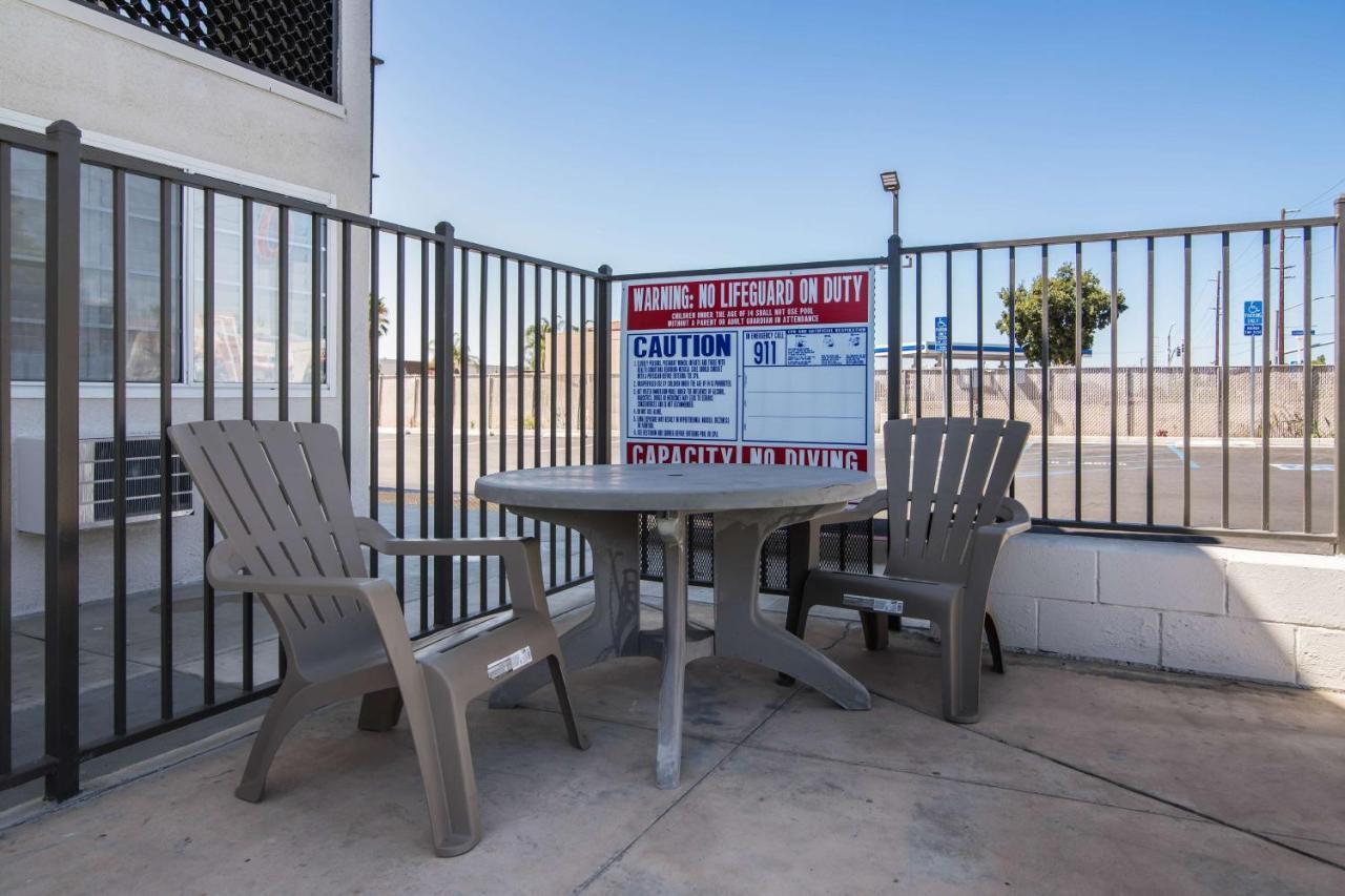 Motel 6-Moreno Valley, Ca - Perris Екстериор снимка